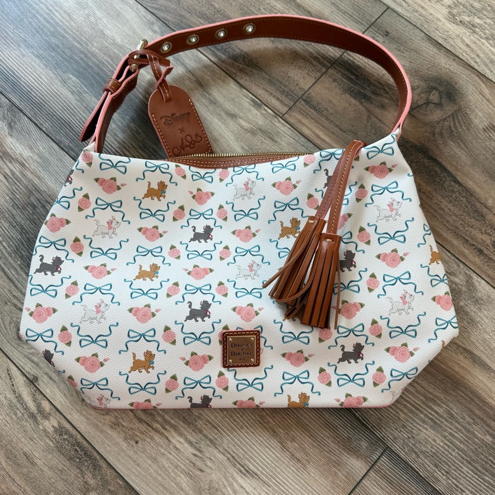 Dooney & Bourke Aristocats Patterned Shoulder Bag